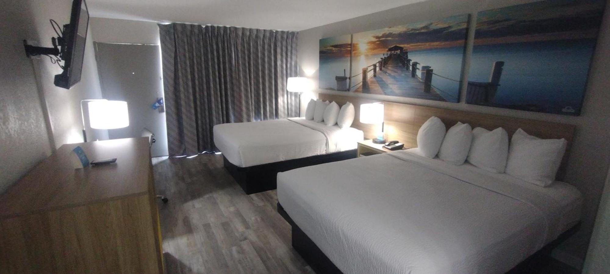Days Inn By Wyndham Wildwood I-75 Exteriör bild