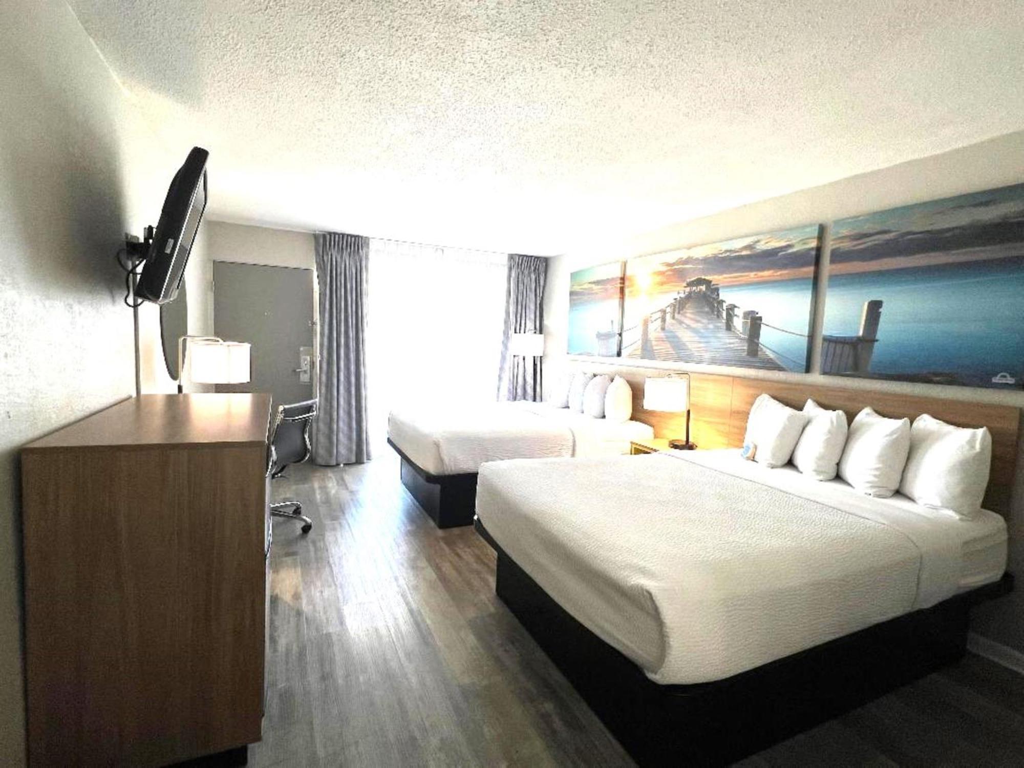 Days Inn By Wyndham Wildwood I-75 Exteriör bild
