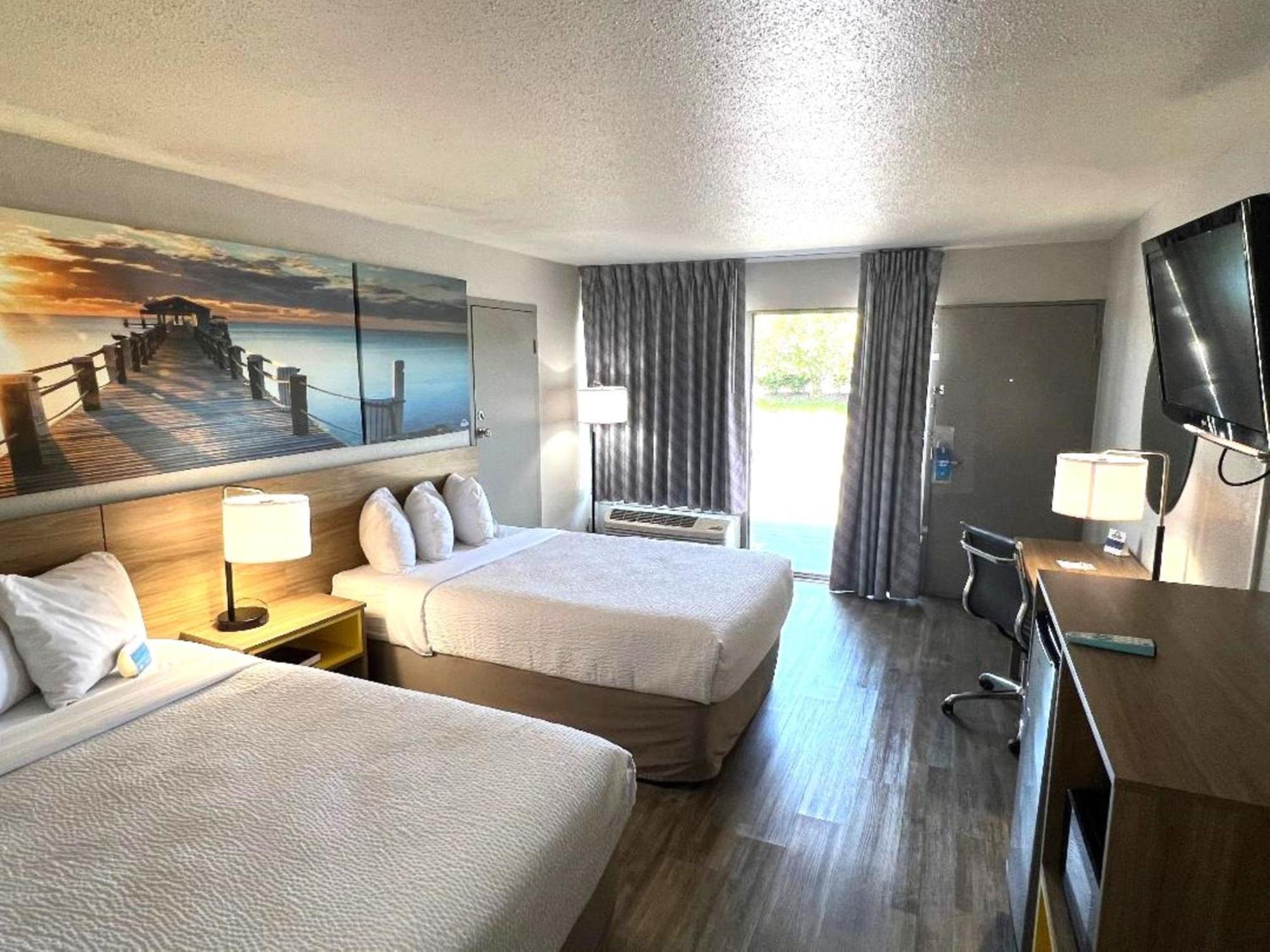 Days Inn By Wyndham Wildwood I-75 Exteriör bild