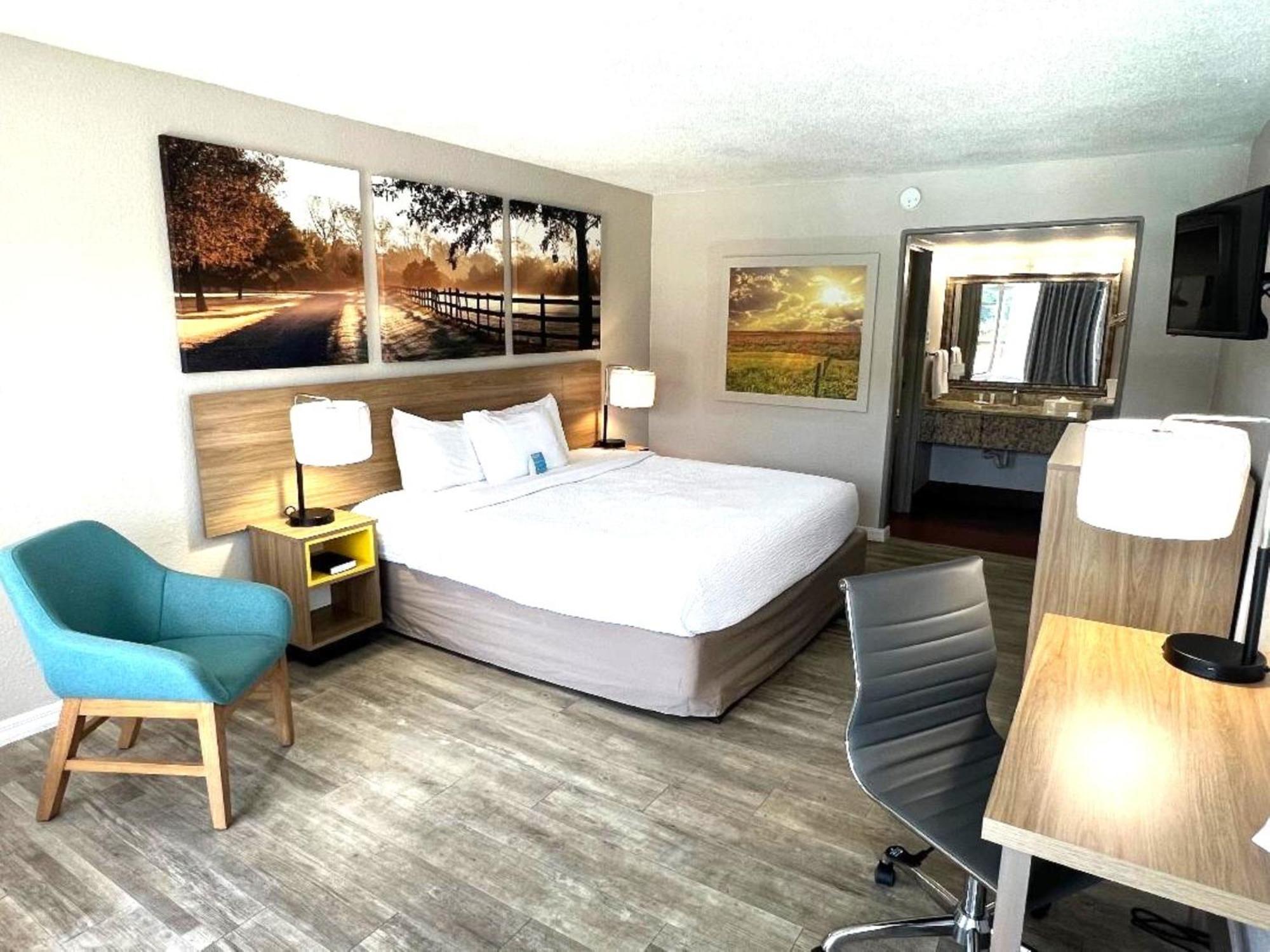 Days Inn By Wyndham Wildwood I-75 Exteriör bild